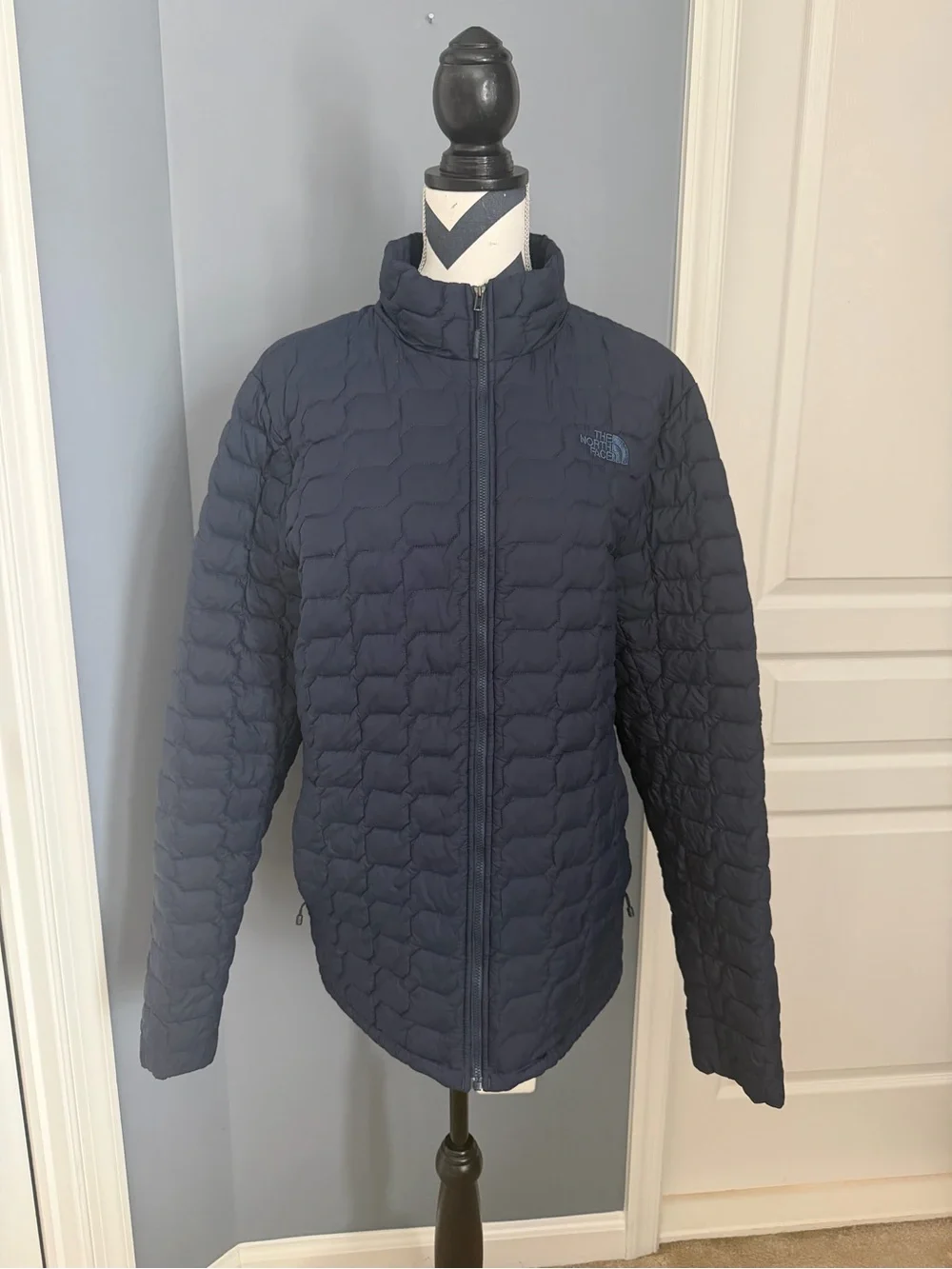 The North Face Men's Quilted Puffer Jacket - Navy